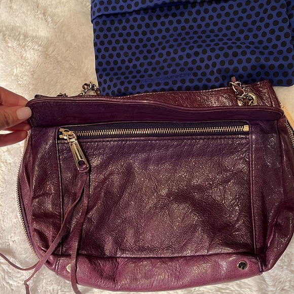 REBECCA MINKOFF swing bag in plum - Picture 5 of 7